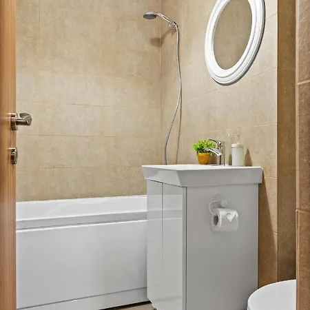 Institutul National De Neurologie - Sudului 303 By Mrg Appartamento