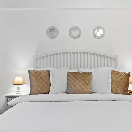 Institutul National De Neurologie - Sudului 303 By Mrg * Boekarest